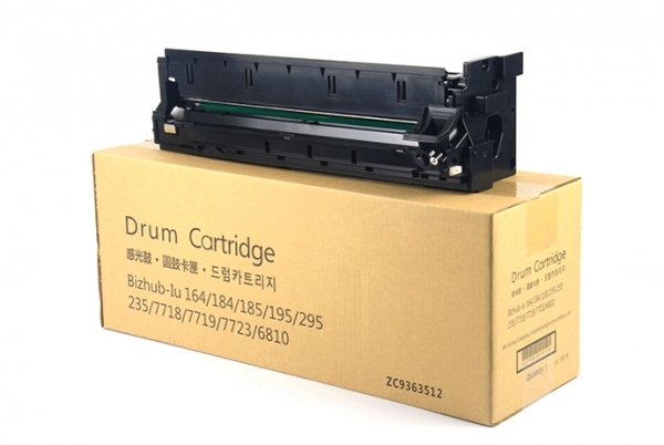 談?wù)剰陀C顯影器原理 談?wù)剰陀C顯影器原理